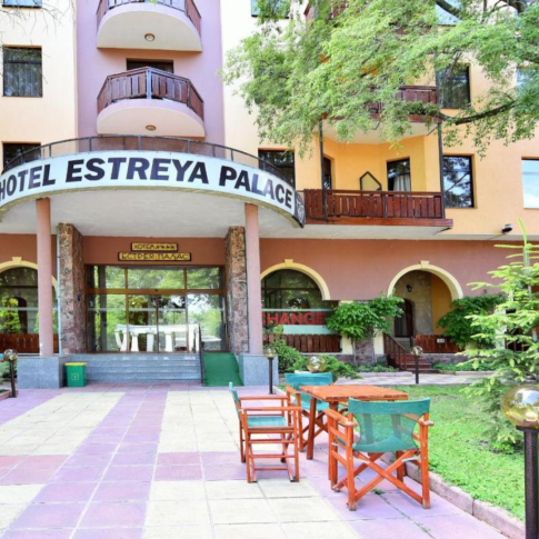 Estreya Palace 4*