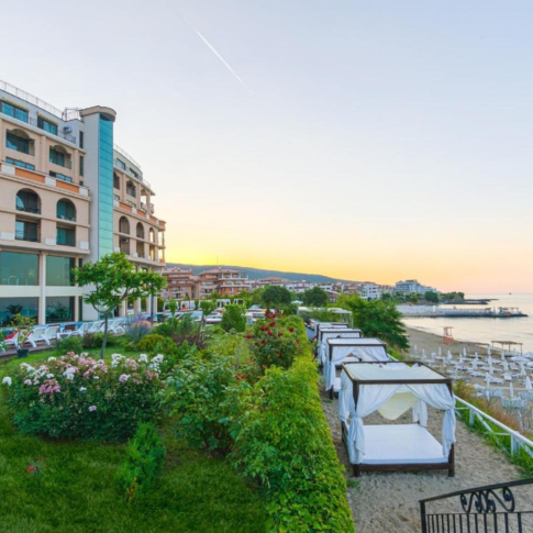 Grand Hotel Sveti Vlas 4*