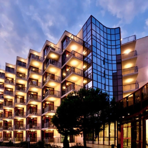 Helios Spa 4*
