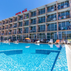 Riva 3*