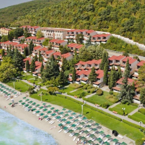 Villas Elenite 3*