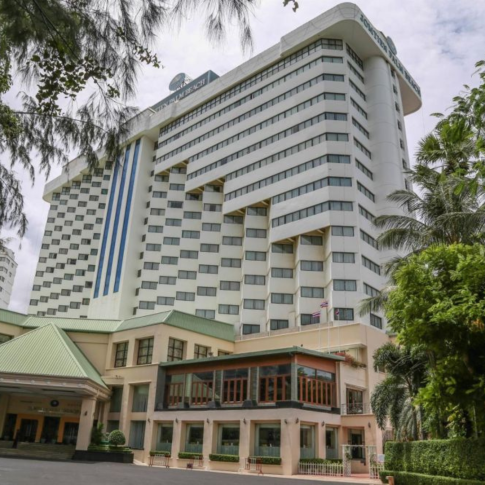 Jomtien Palm Beach 4*
