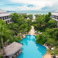 Ravindra Beach Resort & Spa 5*