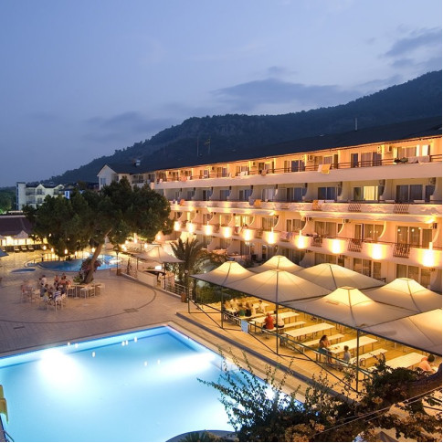 Club Marakesh Beach Hotel 4*