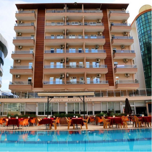 Club Bayar Beach Hotel 4*