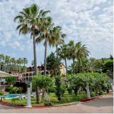 Green Paradise Beach Hotel 3*