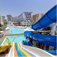 Holiday Park Resort 5*
