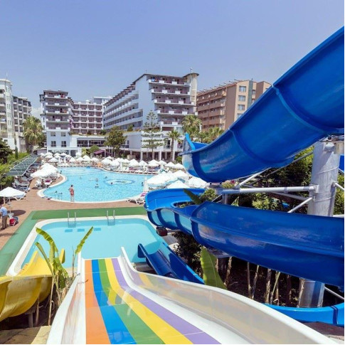 Holiday Park Resort 5*