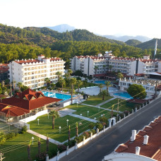 Pineta Club Hotel 4*