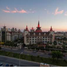 Side Crown Palace 5*