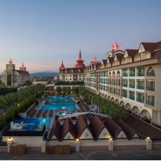 Side Crown Palace 5*
