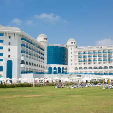 Water Side Resort & Spa 5*