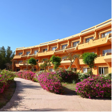 Amwaj Oyoun Hotel & Resort 5*