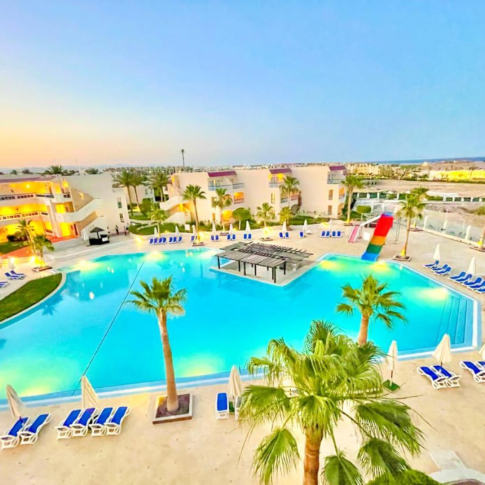 Ivy Cyrene Island 4* 