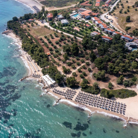 Blue Dolphin Hotel 4*