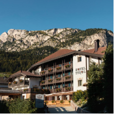Hotel Tyrol 4*