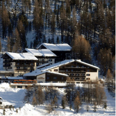 Intermonti 4*