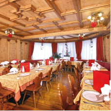 Park Hotel & Club Caminetto 3*